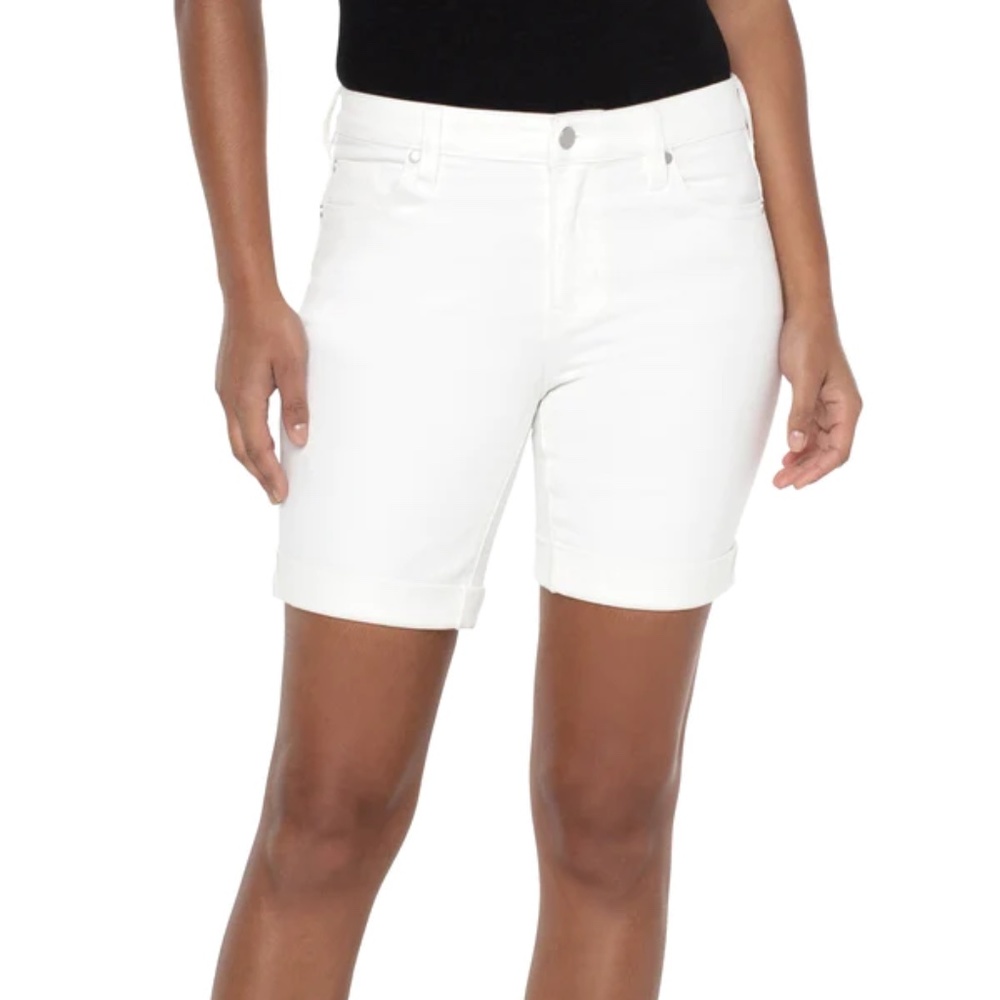 LIVERPOOL Marley Girlfriend Short with Roll Cuff size 4